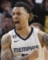 贝弗利悼念克拉克：为克拉克的家人祈祷，太让人难受了